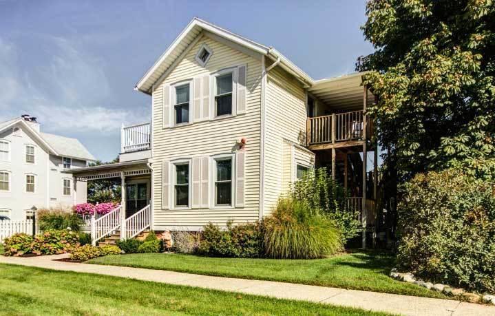 Captain'S Cottage Suites Grand Haven Esterno foto