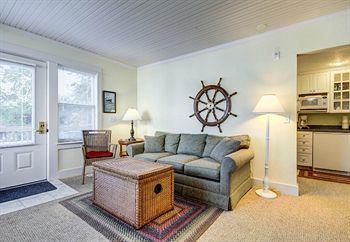 Captain'S Cottage Suites Grand Haven Esterno foto