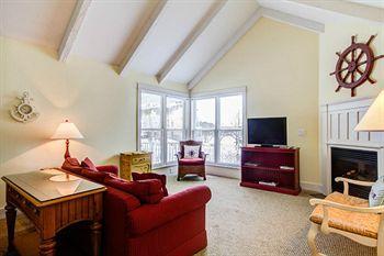 Captain'S Cottage Suites Grand Haven Esterno foto